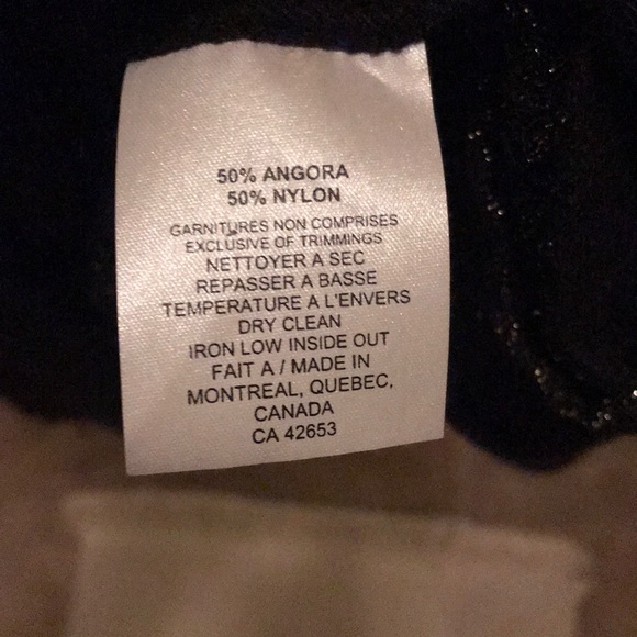 Black and Gold Lace Sweater - Picture 3 of 3